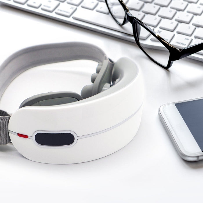 AmaMedic AM - 4602 Kneading Eye Massager | Titan Chair