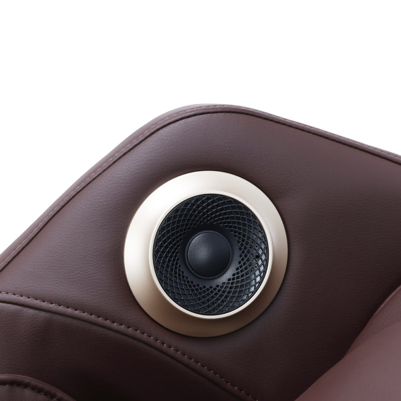 Osaki 3D Quantum 2.0 Touchscreen Remote and Foot Rollers Detail